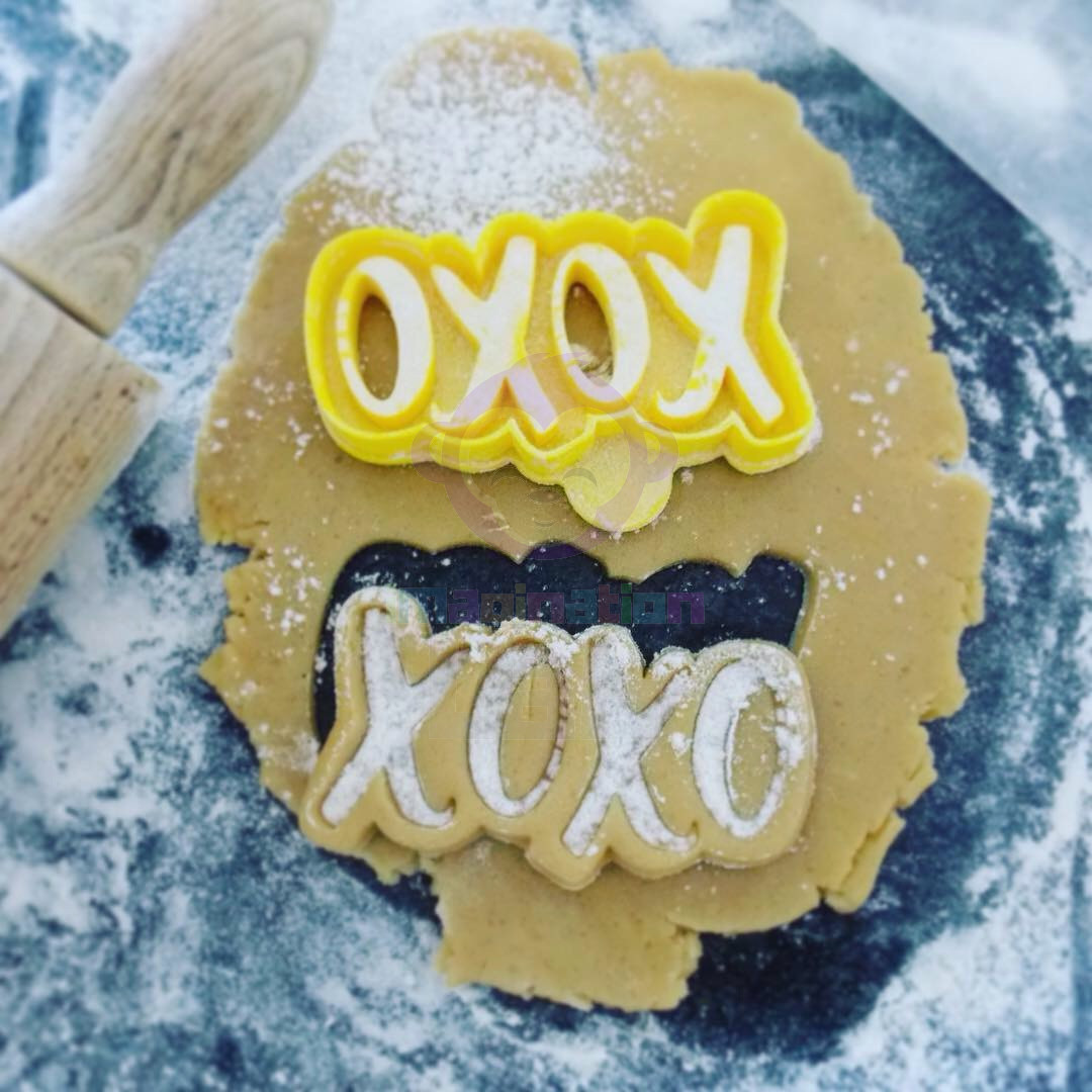 Valentines cookie cutter, XOXO