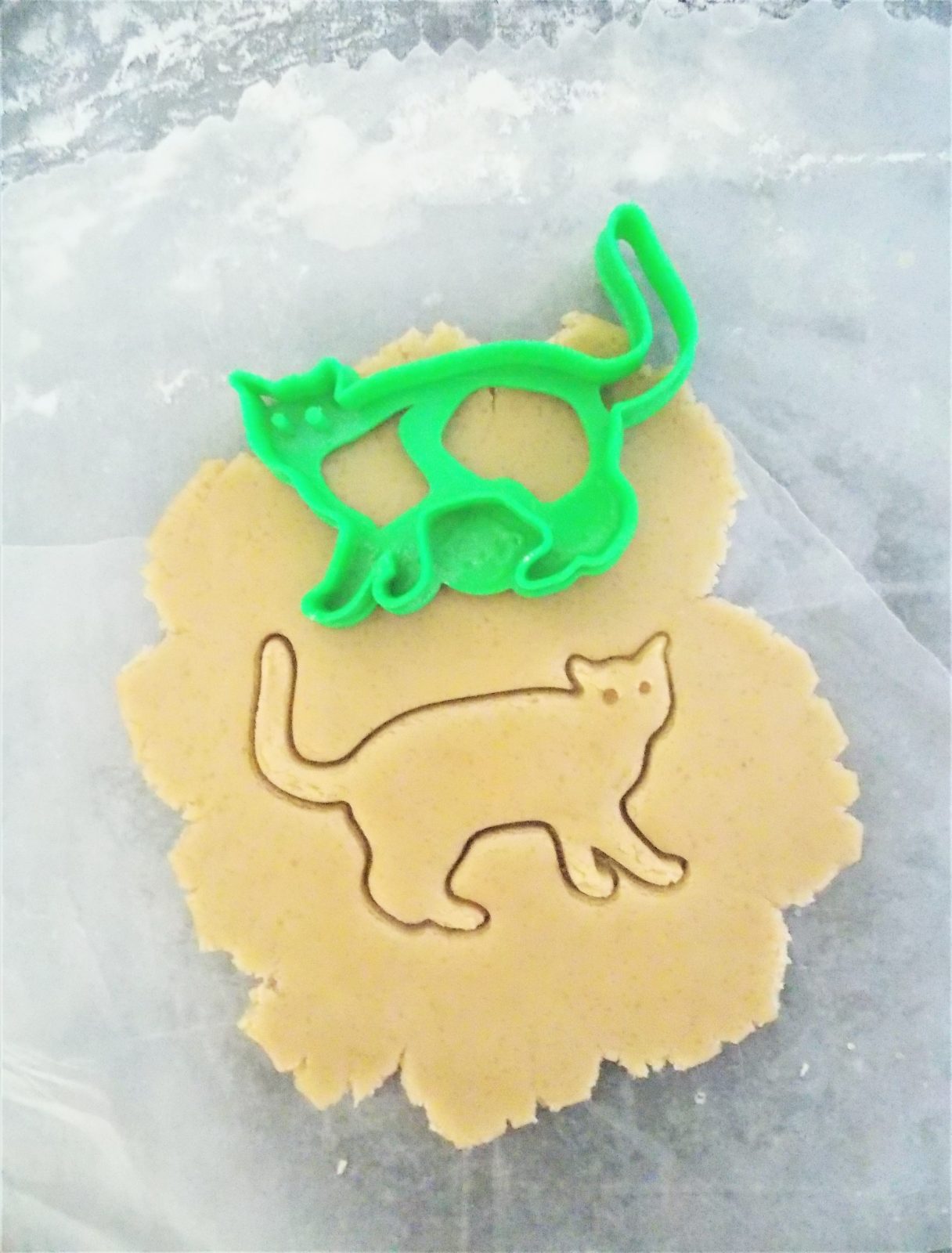 Spooky Cat cookie cutter
