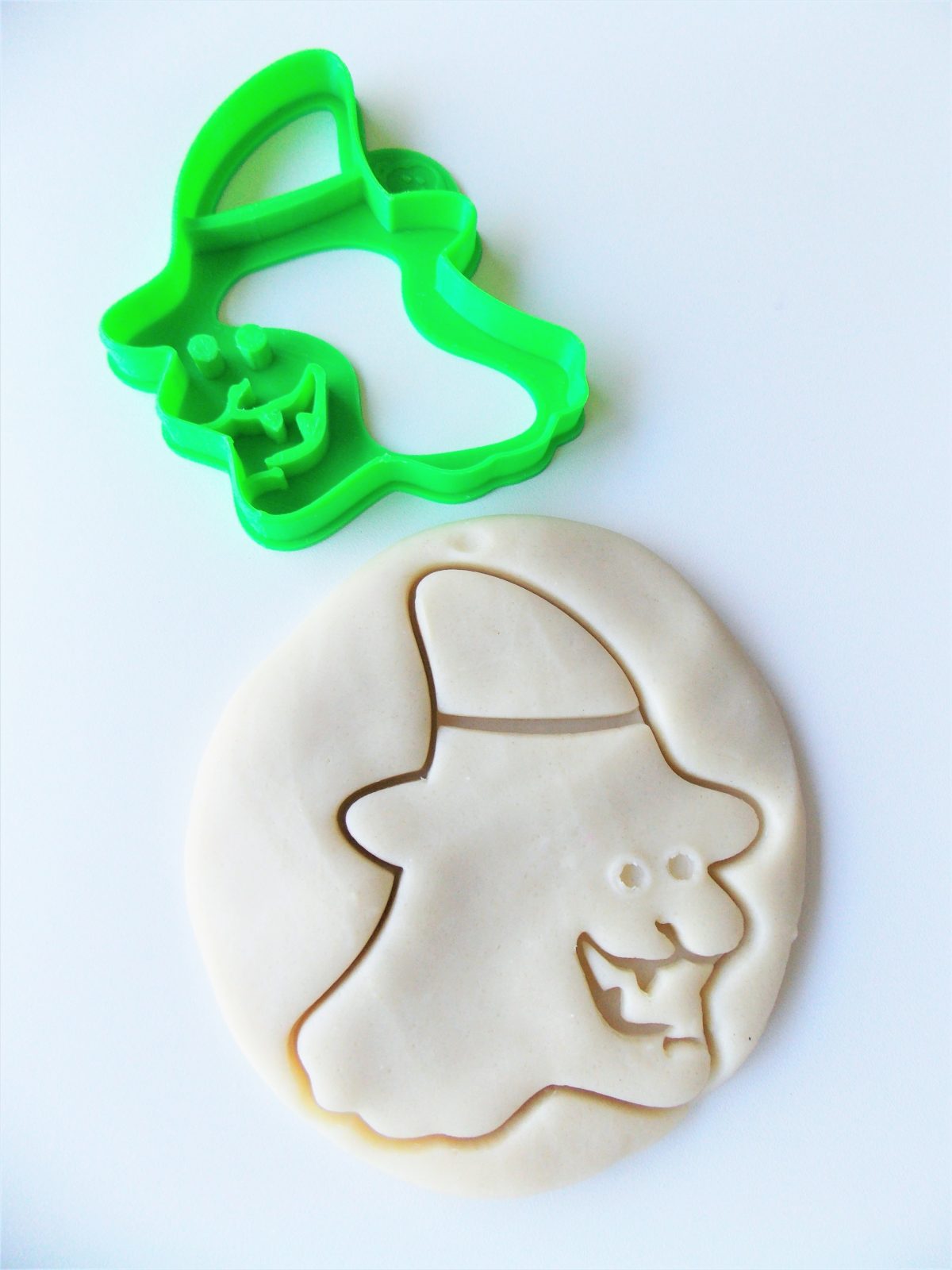 witch cookie cutter