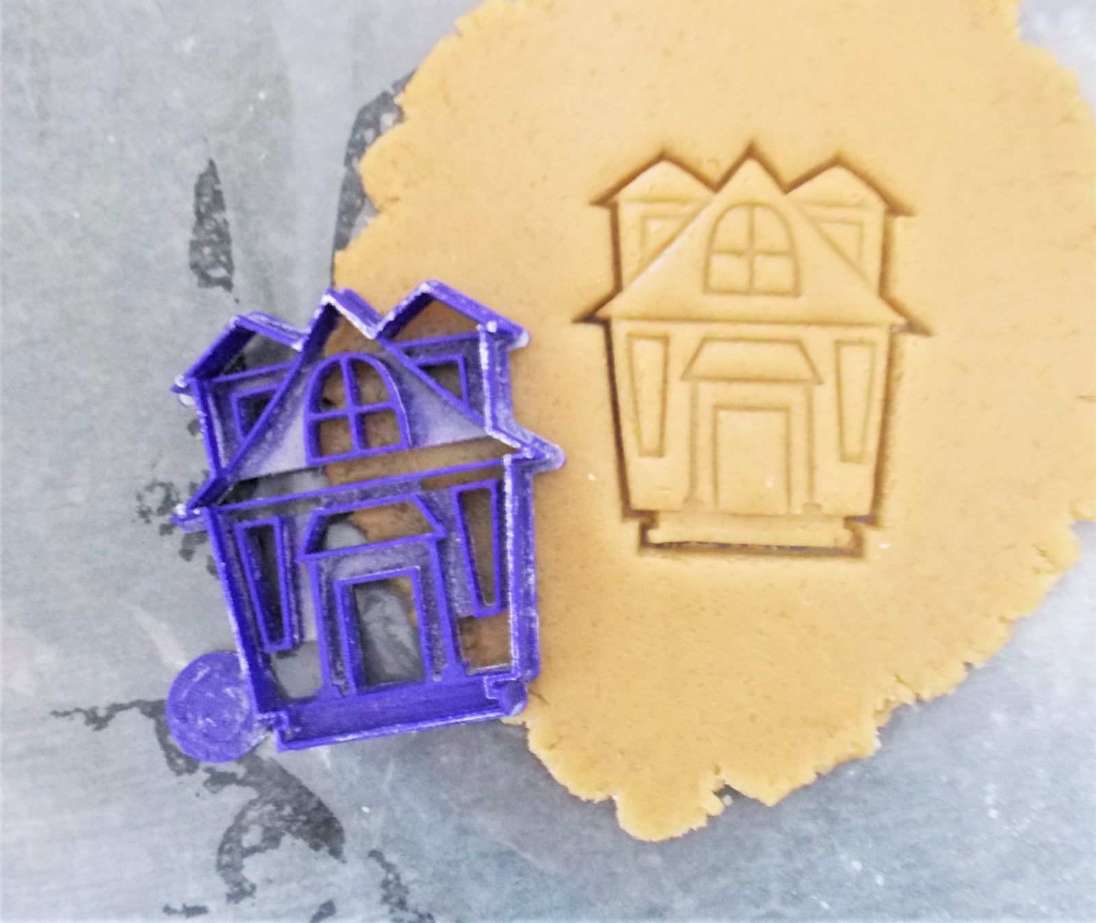 Spooky Haunted House Cookie Cutter