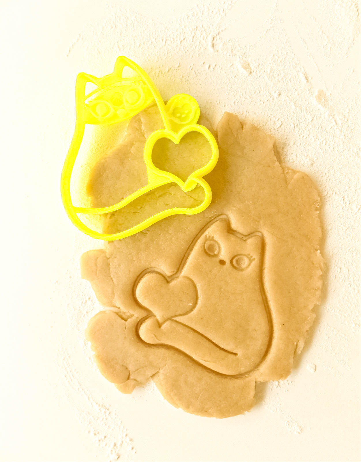 Cat With Heart Cookie Cutter