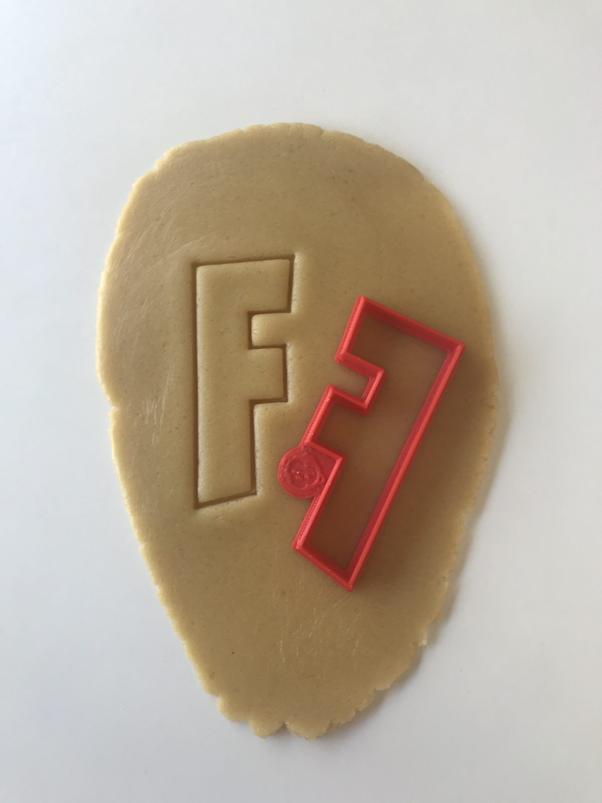 Royale F Cookie Cutter