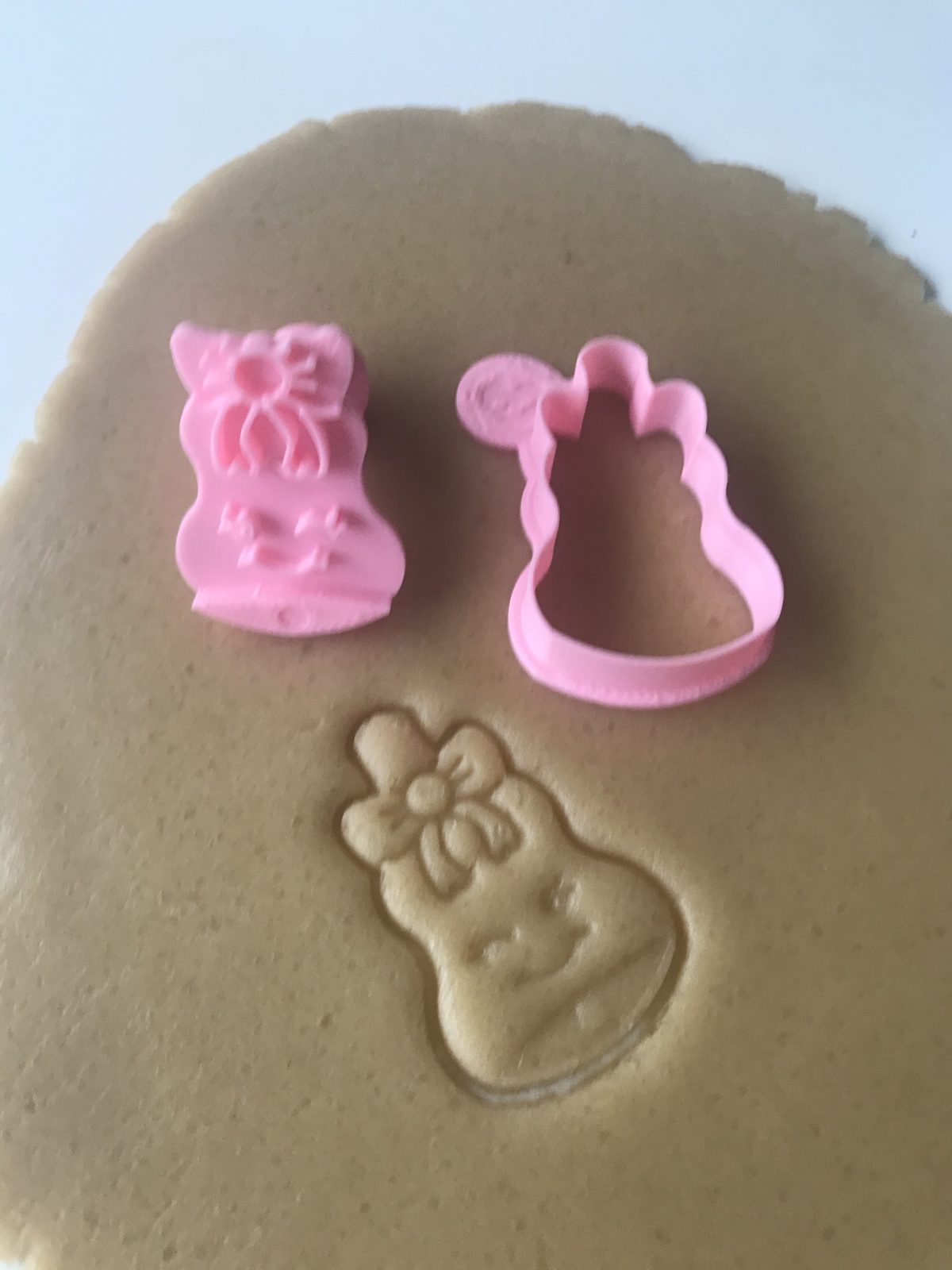 Bell With Bow Mini Cookie Cutter