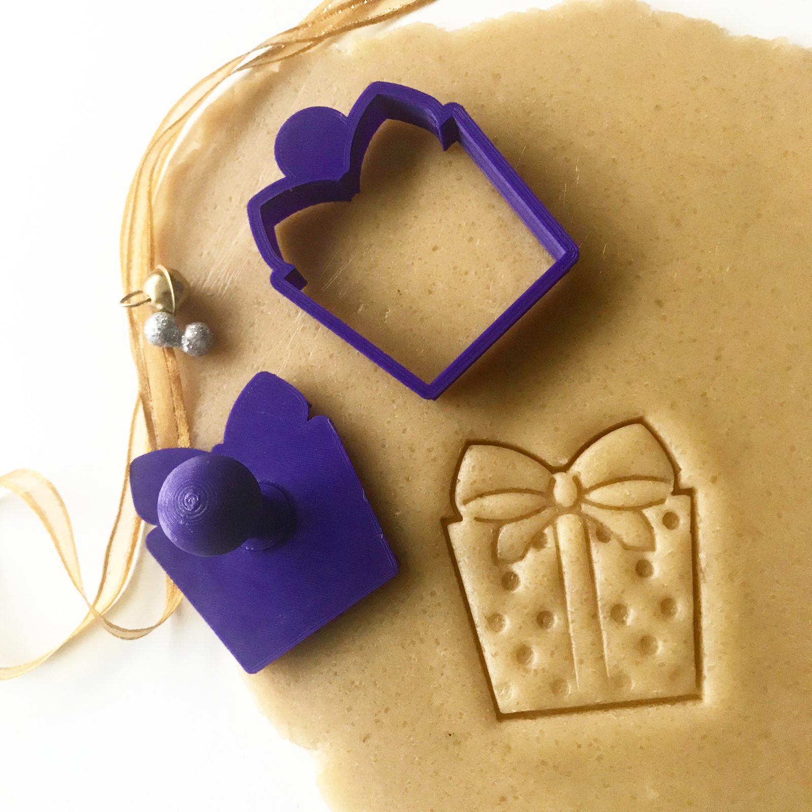 Christmas Present Mini Cookie Cutter