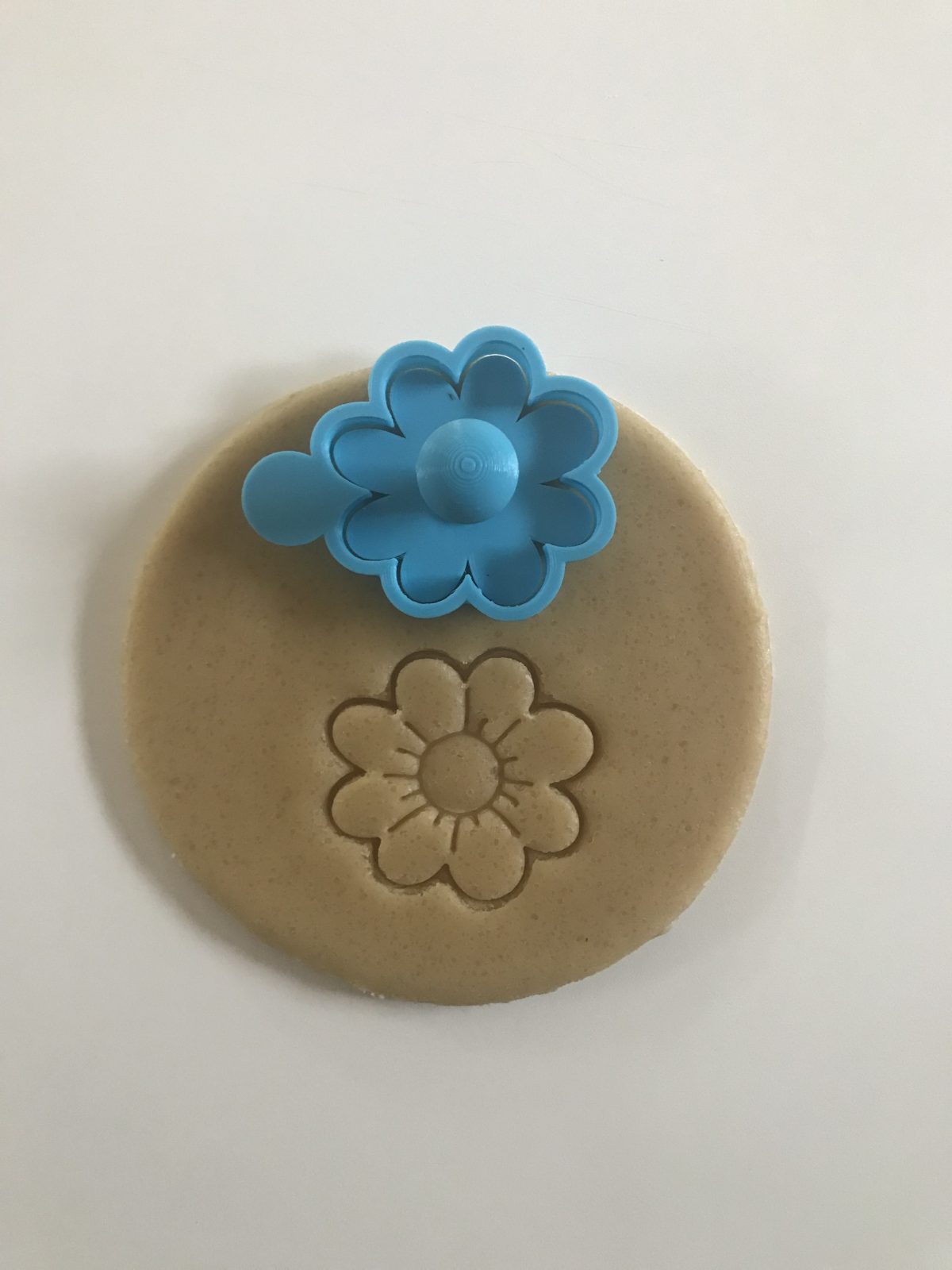 Eight Petal Flower Mini Cookie Cutter