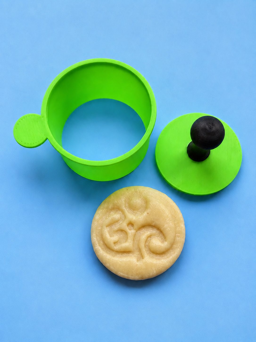 Tamil Om Round Sweetmeat