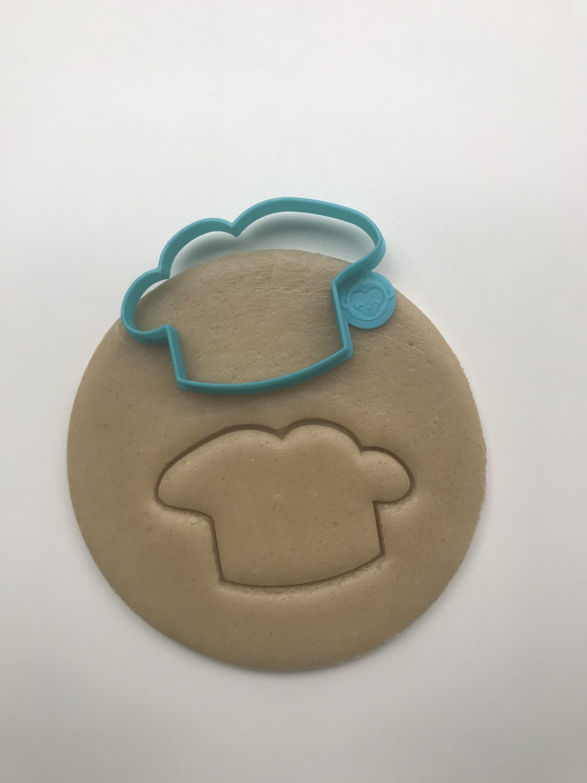 Kawaii Chef Hat Outline Cookie Cutter