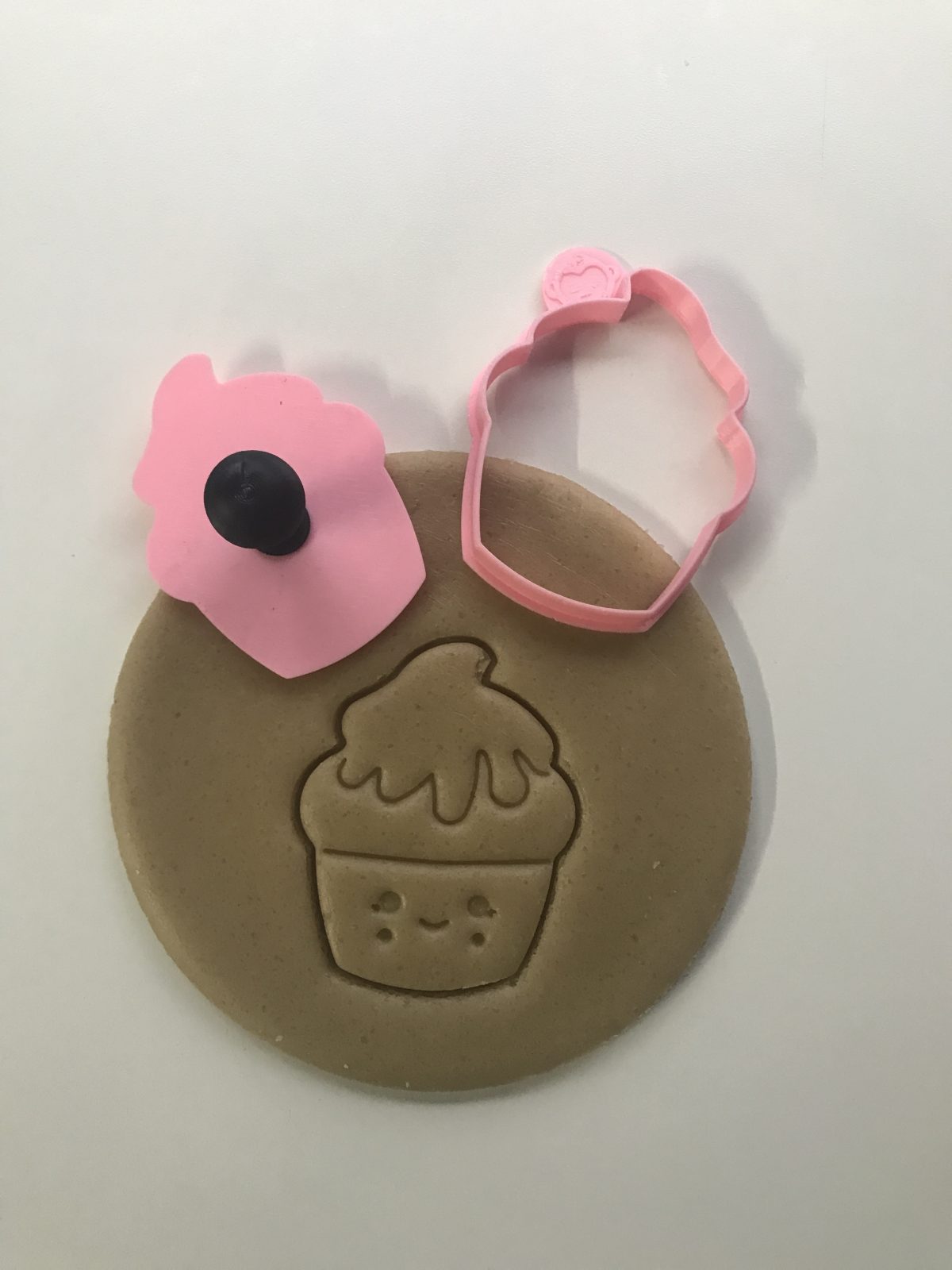 Cute Cupcake Two Part Cookie Cutter