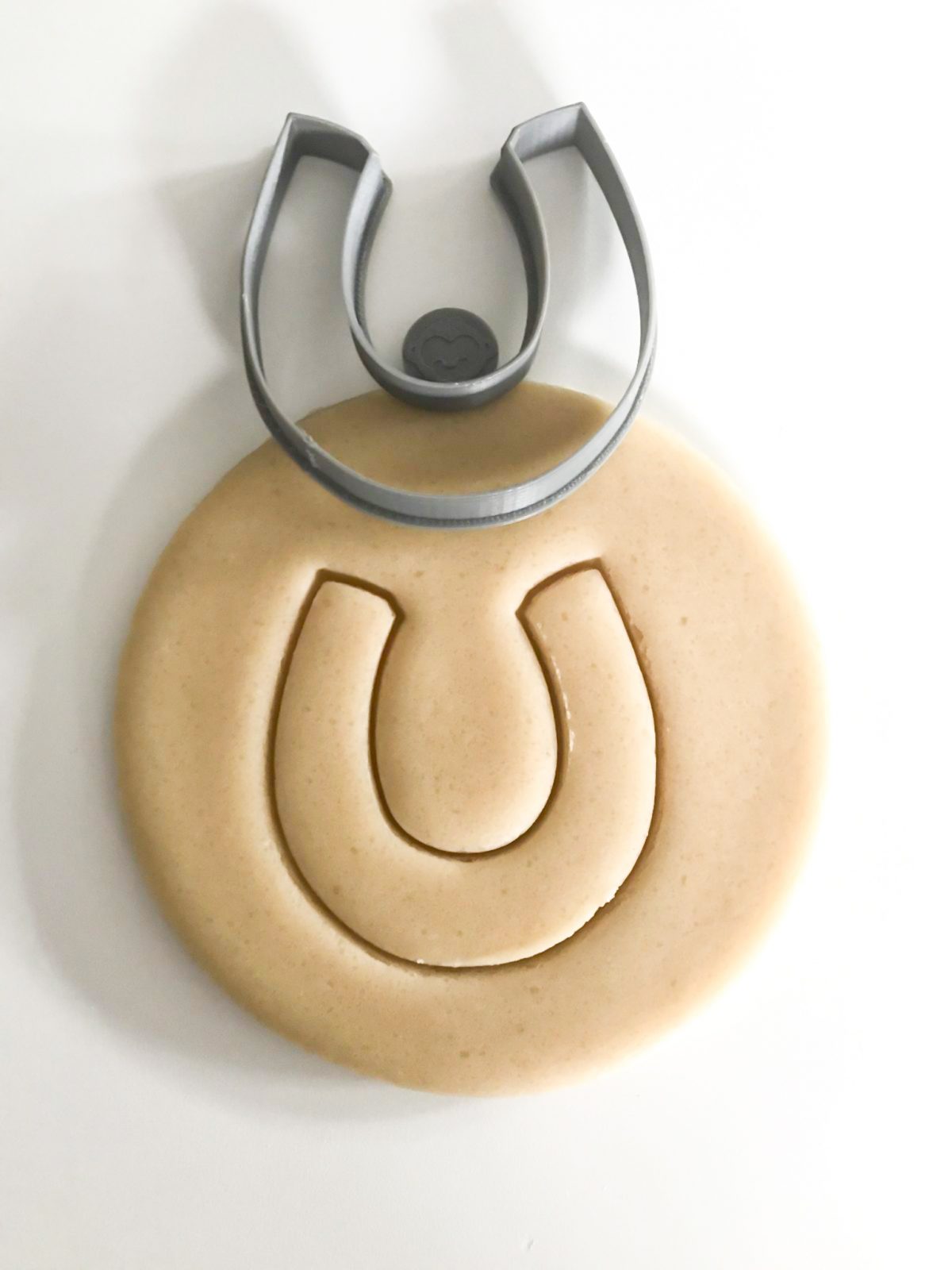 Horse-Shoe-Outline-Cookie-Cutter