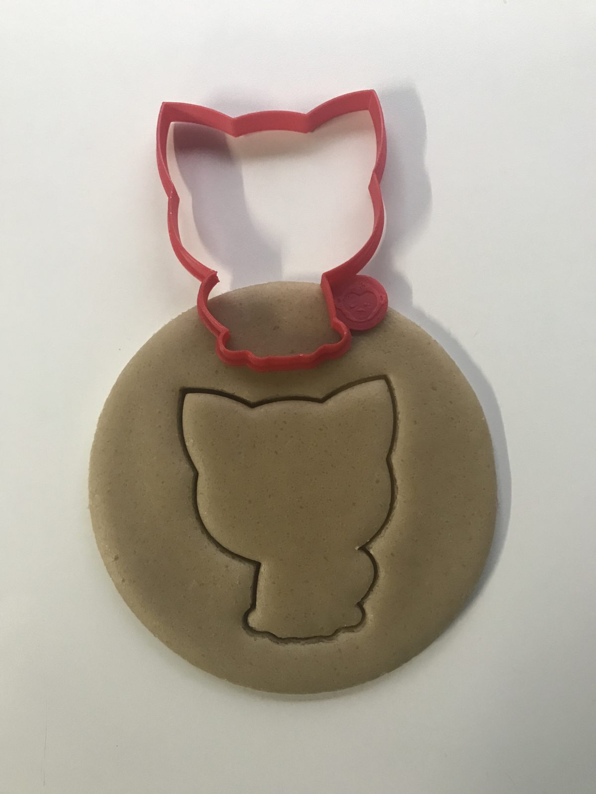 Sitting Cat Outline Cookie Cutter