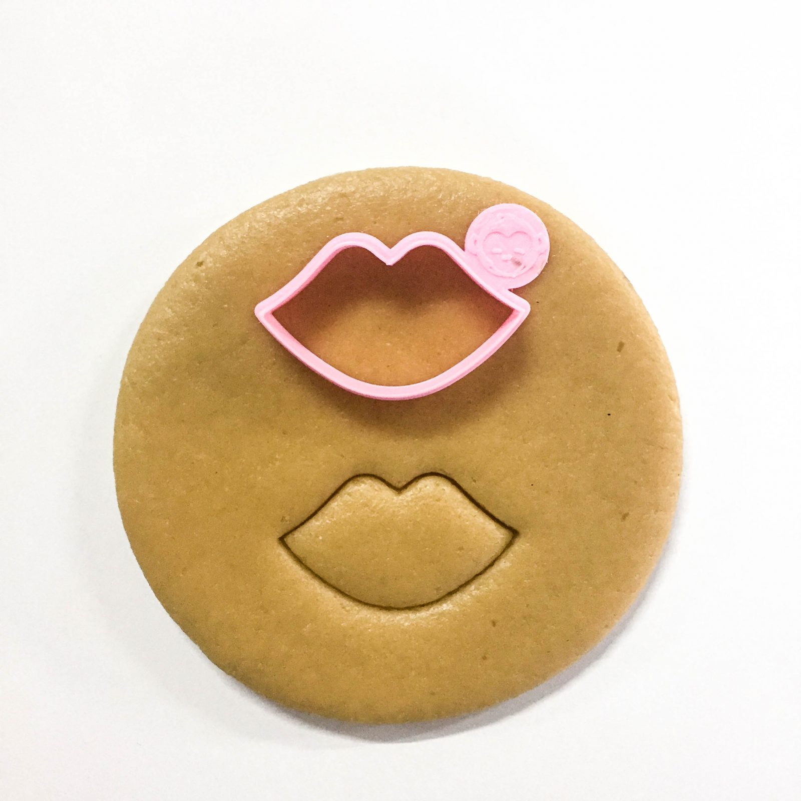 Mother's Day Lips Mini Cookie Cutter