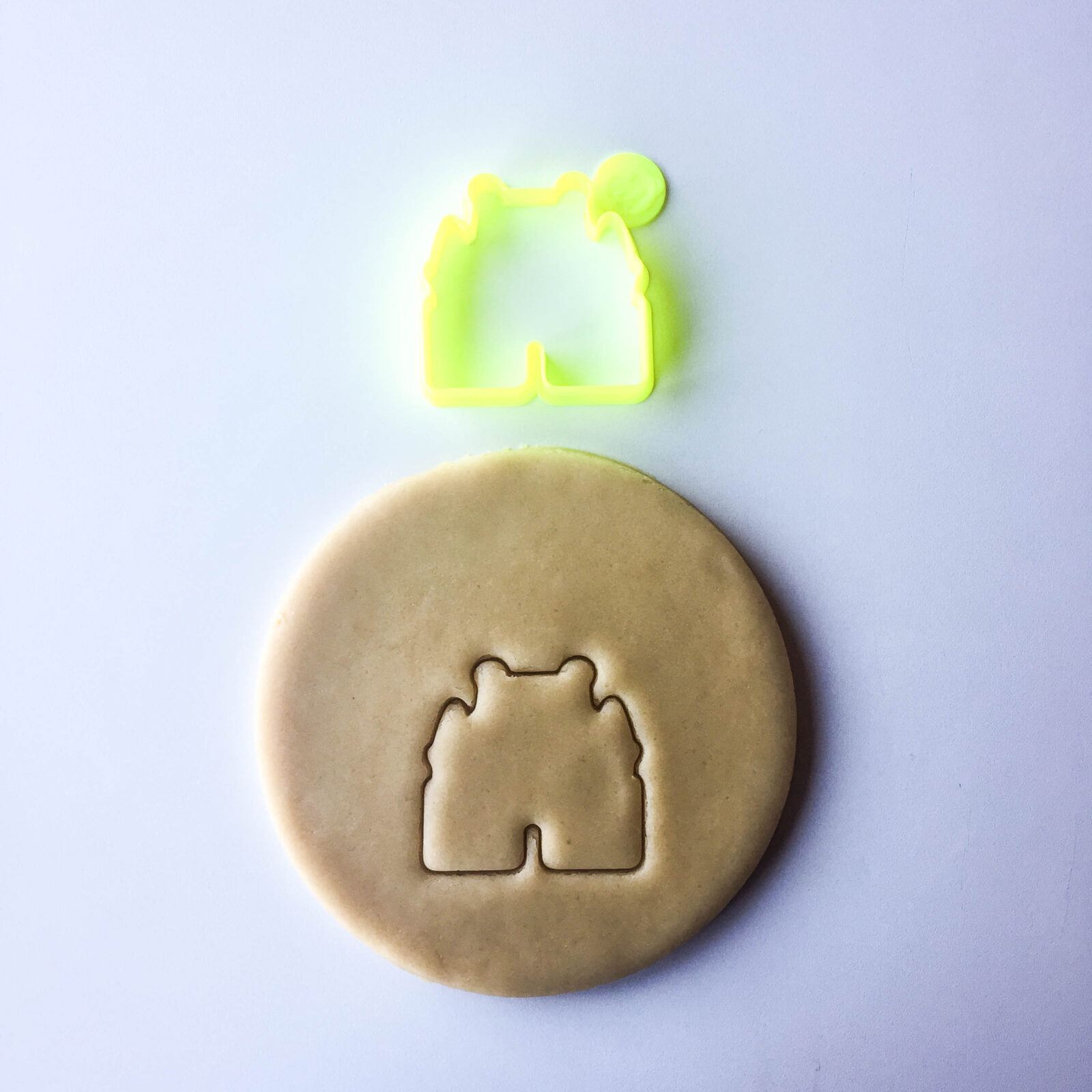 Large Temple Mini Outline Cookie Cutter