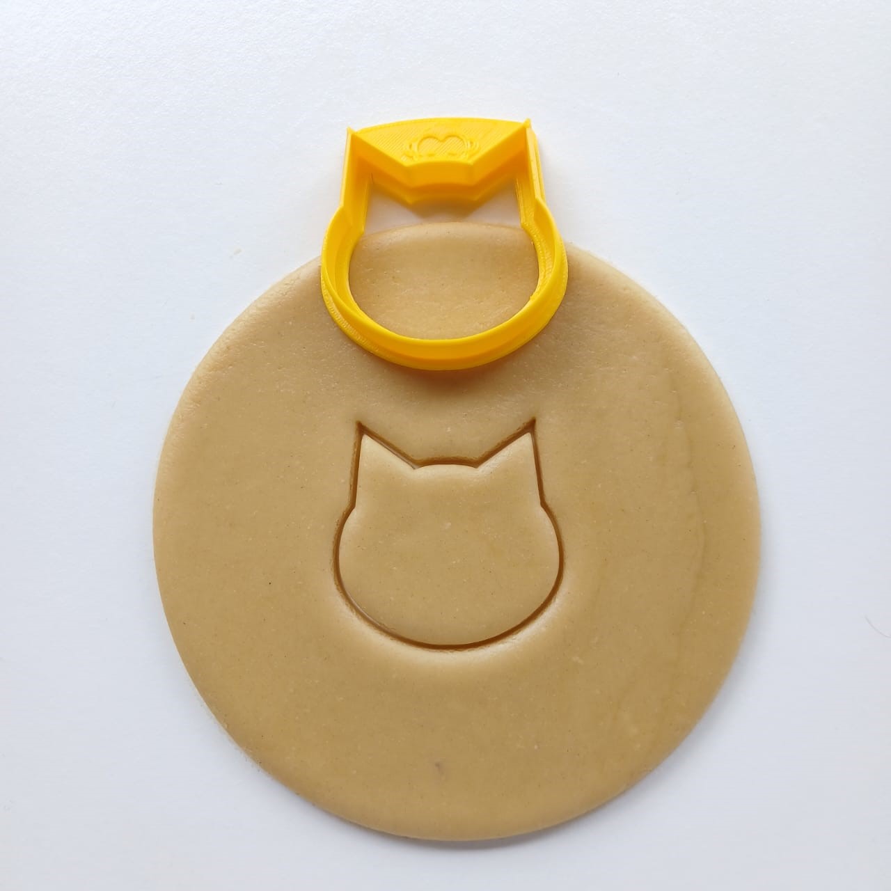 Cat Face Outline Mini Cookie Cutter