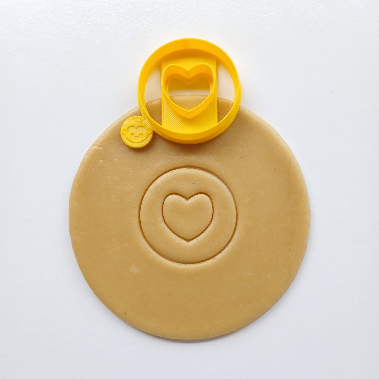 Circle Jam Heart Mini Cookie Cutter