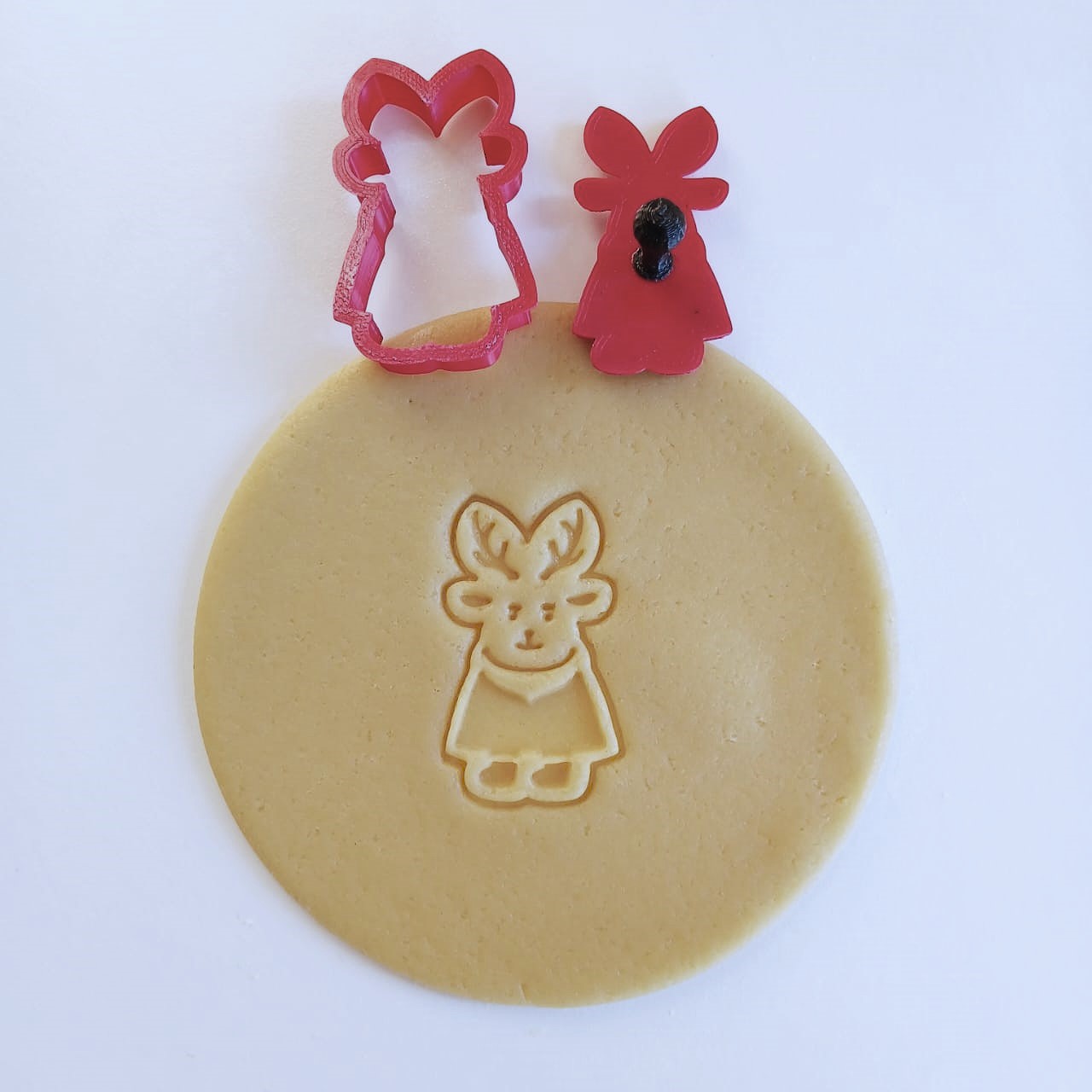 Simple Reindeer Character Mini Cookie Cutter