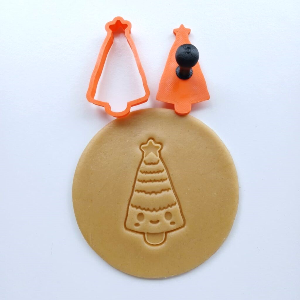 Cute and Simple Xmas Tree Character 2PCC