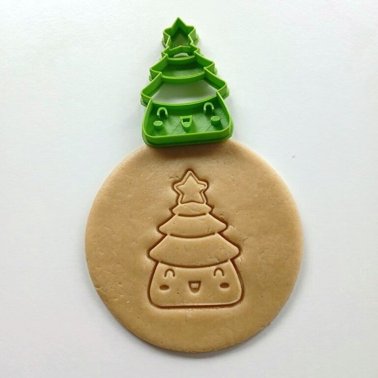 Happy Xmas Tree Character Cookie Cutter