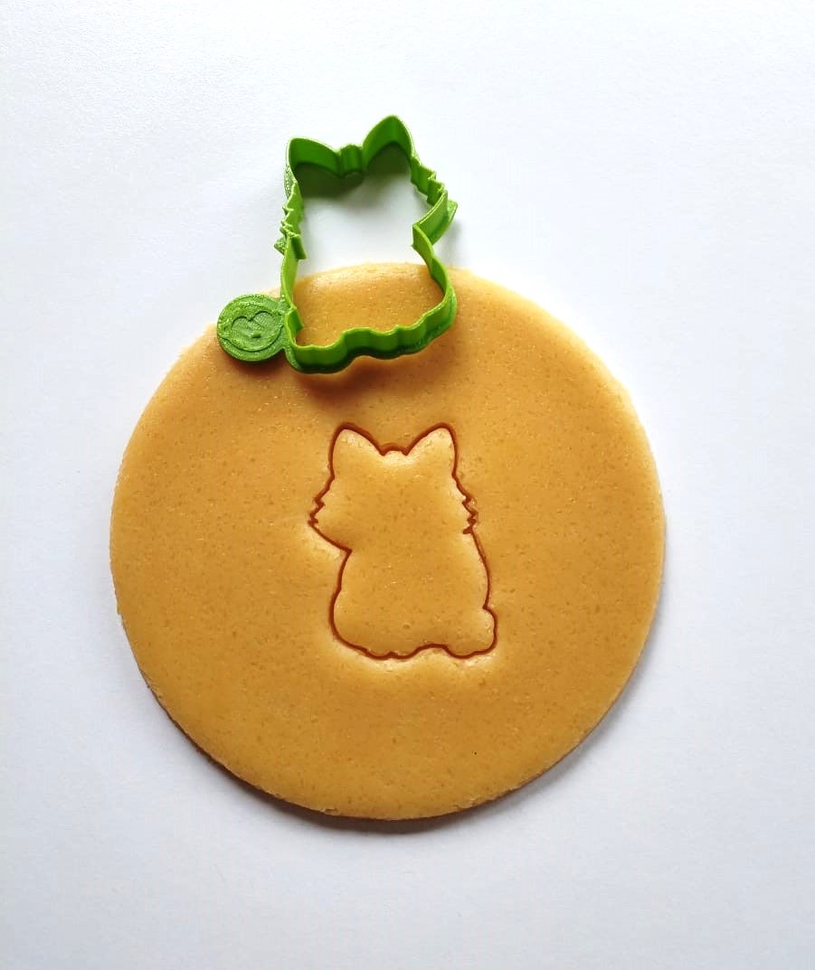 Outline Mini Cookie Cutter Of Fox With Heart Design By Imagination Lab